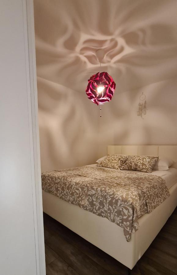 Apartman Kokola 말리로시니 외부 사진